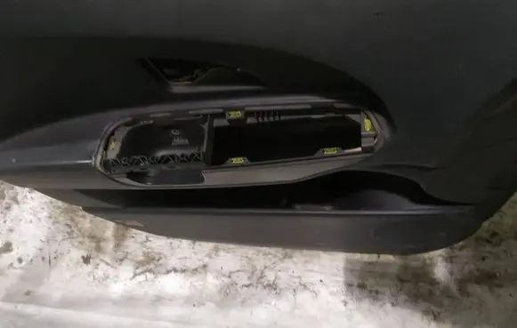 KIA Ceed Front door card panel trim 