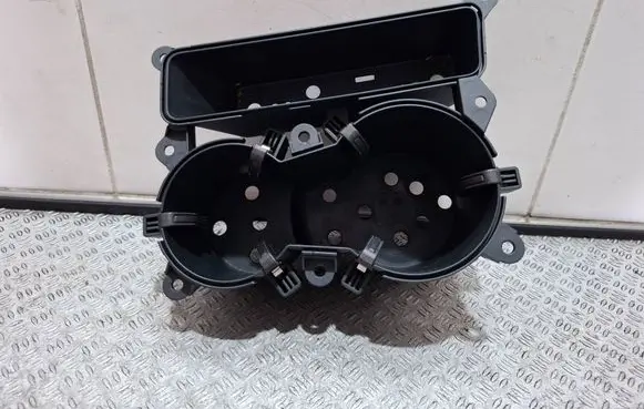 Audi A4 S4 B8 8K Cup holder front 8K0862533b