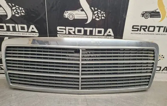 Mercedes-Benz E W210 Front bumper upper radiator grill 2108880023