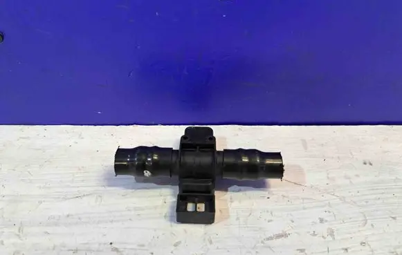 Chevrolet Tahoe Fuel pressure sensor 9U5A9C052BC