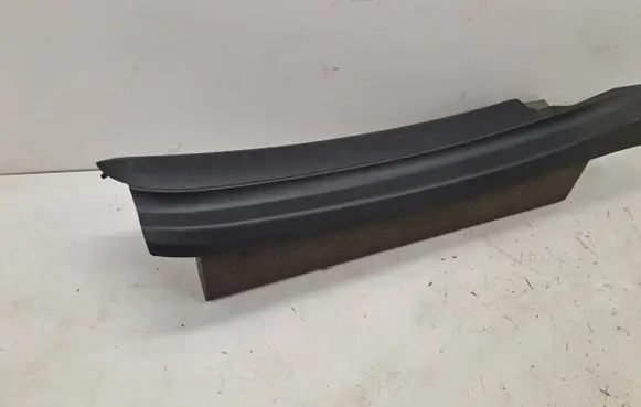 BMW X7 G07 Other rear door trim element 7482514 106048702C 117061