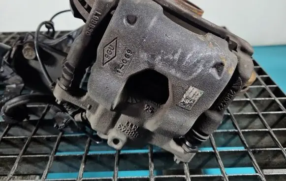 Renault Clio V Front brake caliper IMPRK1570788