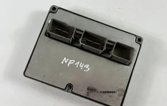 Volvo V50 Engine control unit/module ECU 30743371