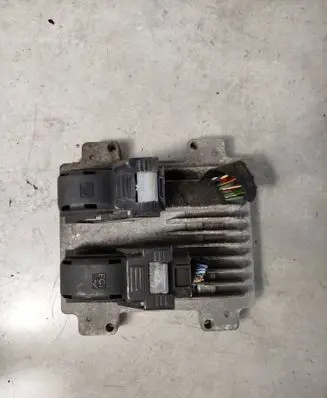 Opel Astra J Engine control unit/module 55576691