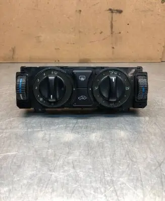 Mercedes-Benz E W210 Climate control unit 2108300185