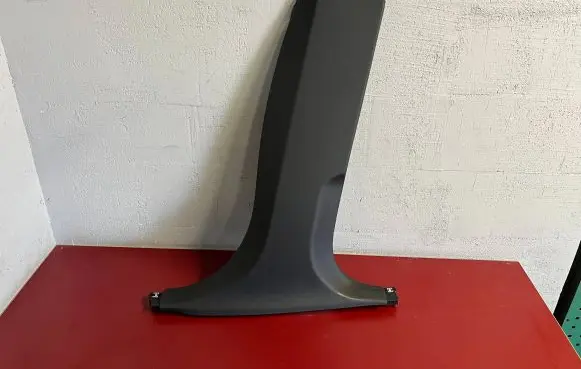 BMW X1 U11 (B) pillar trim (bottom) 9462134 51439462134