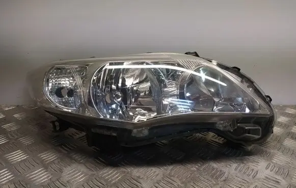 Toyota Corolla E140 E150 Headlight/headlamp