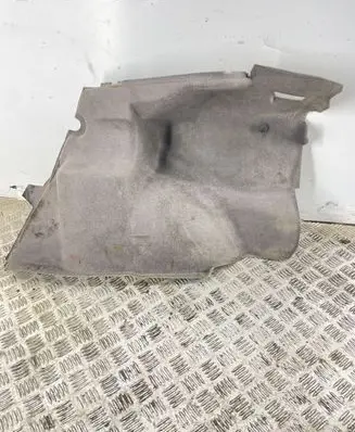 Trunk/boot lower side trim panel