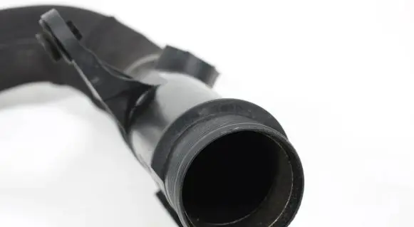 Audi Q5 SQ5 Intercooler hose/pipe 8K0145673