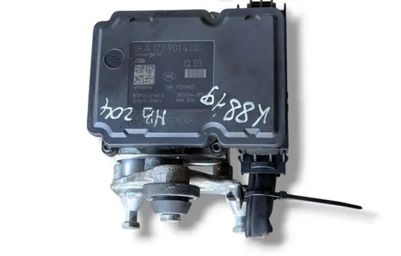 Mercedes-Benz C W204 ABS Pump A2044316912 A1729014100