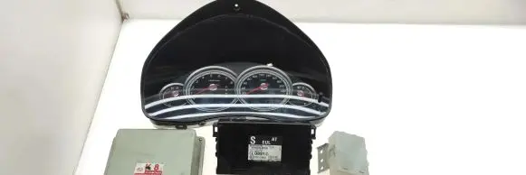 Engine ECU kit and lock set