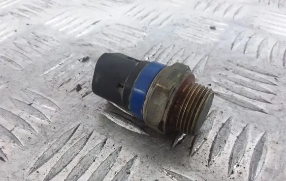 Renault Megane I Coolant temperature sensor 268063