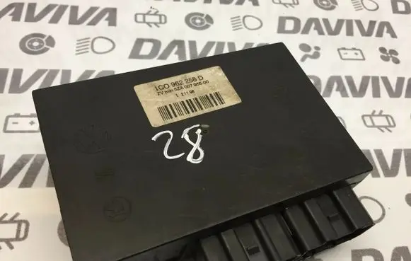 Volkswagen Golf IV Comfort/convenience module 1C0962258D 5ZA007955-00