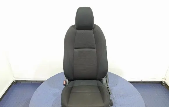 Alfa Romeo 33 Front driver seat 