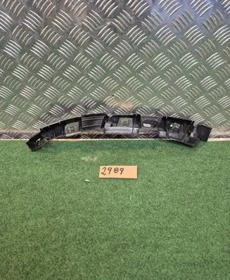 Tesla Model 3 Headlight/headlamp mounting bracket L876695