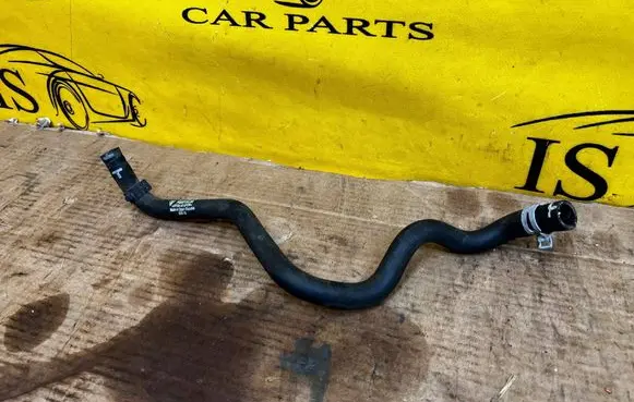 Porsche Panamera (970) Engine coolant pipe/hose P00015300 P000153