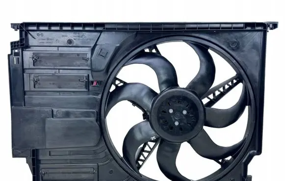 BMW X2 F39 Electric radiator cooling fan 7617609