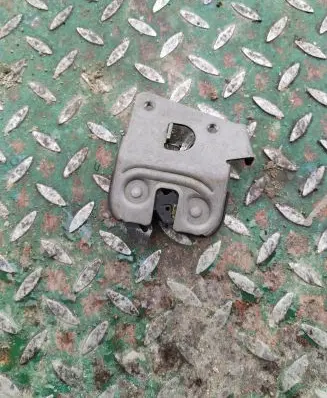 BMW 5 E60 E61 Seat back rest lock catch 7119460 7112864