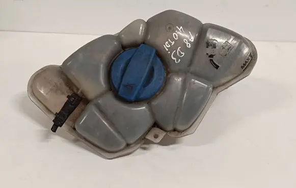 Audi A8 S8 D3 4E Coolant expansion tank/reservoir 4E0121403E