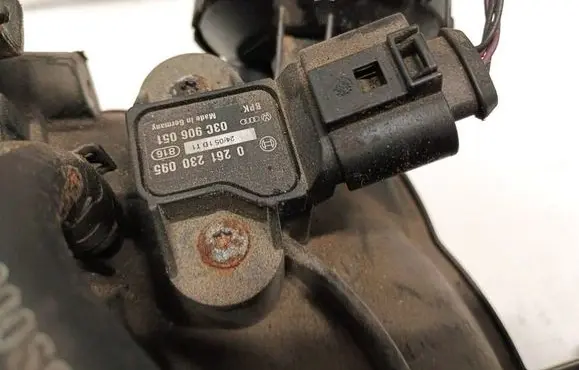 Audi A6 S6 C6 4F Air pressure sensor 03c906051 0261230095