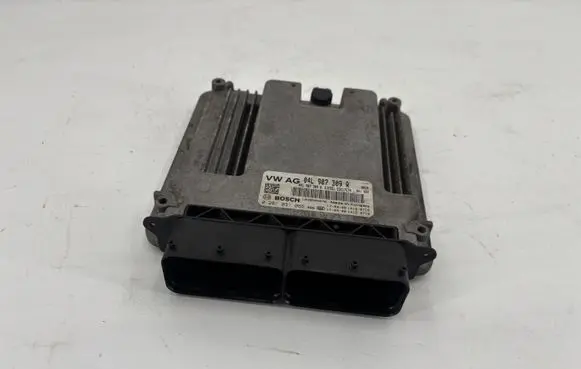 Volkswagen PASSAT B8 Engine control unit/module 04L907309R 0281031066