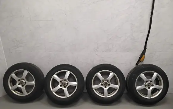 Mercedes-Benz Vito Viano W639 R17 alloy rim 