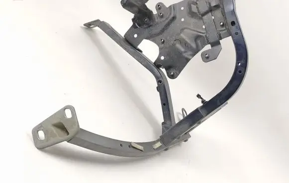 Audi A8 S8 D3 4E Fender mounting bracket 4E0821138F 20260518HCR1226