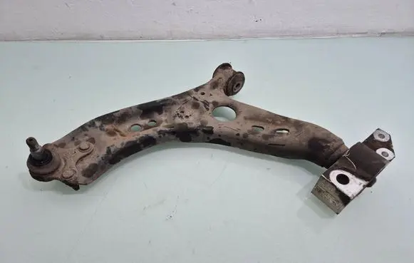 Seat Leon (1P) Front lower control arm/wishbone 