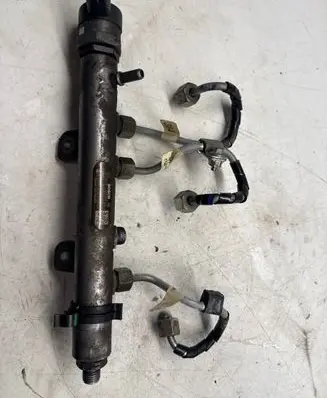 Fuel main line pipe