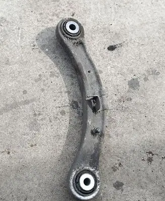 Audi Q7 4L Rear control arm