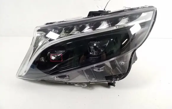 Mercedes-Benz Vito Viano W447 Headlight/headlamp A4479063201