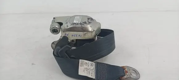 Toyota Aygo AB10 Front seatbelt 7P1170P FRONT-RIGHT L071701