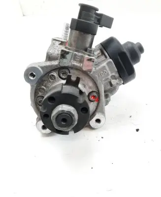 Volkswagen PASSAT B7 Fuel injection high pressure pump 0445010526 03L130755L