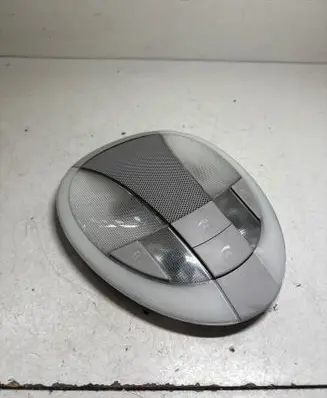 Mercedes-Benz E W211 Rear seat light A2118202001