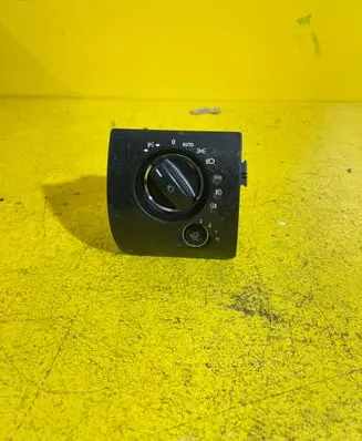 Mercedes-Benz E W213 Tailgate/trunk/boot open switch 