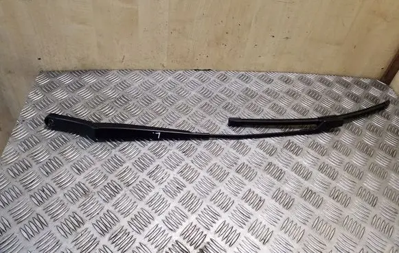 Skoda Yeti (5L) Front wiper blade arm 5L2955409