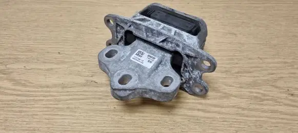 BMW 2 F45 Gearbox mount 6853453