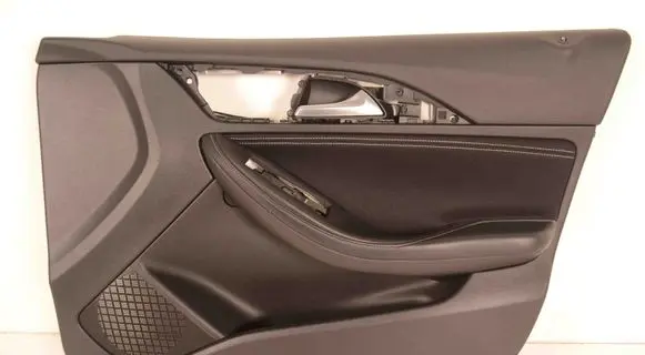 Infiniti Q30 Front door card panel trim 809A05DB0A
