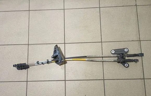 Volkswagen Crafter Gear shift cable linkage E038027711 7C0711267 E038027601