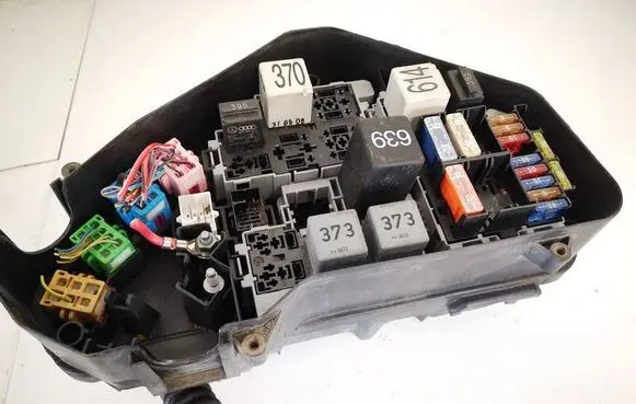 Audi Q7 4L Fuse box set 7l0937503d