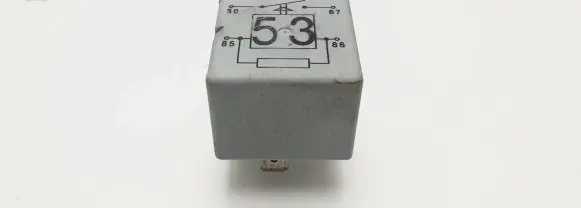 Volkswagen PASSAT B6 Other relay 141951253B 20240072