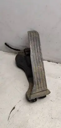 Volkswagen Golf V Accelerator throttle pedal 1K1721503P 170708 024928