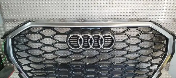Audi Q3 F3 Front bumper upper radiator grill 83F853651A