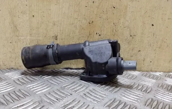 Audi A4 S4 B8 8K Engine coolant pipe/hose 03L121132A 03L121101
