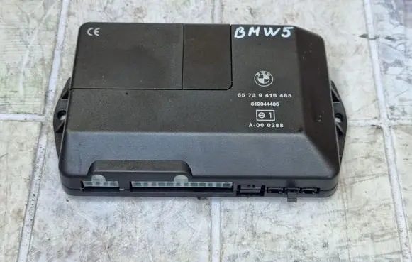 BMW 5 E39 Alarm control unit/module 65739416465 812044436