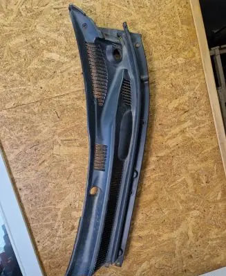 Wiper trim