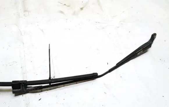 Mazda 3 I Front wiper blade arm bp4kc