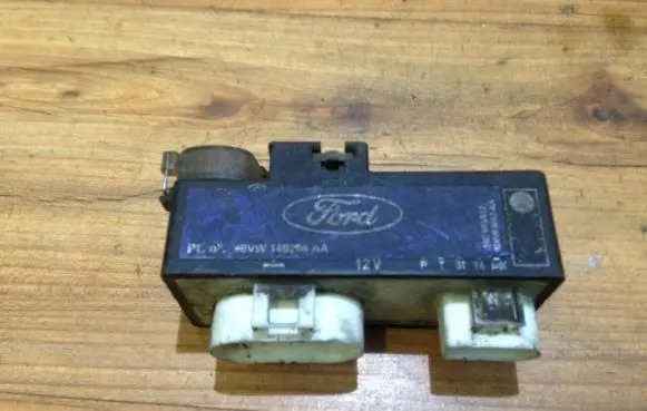 Ford Galaxy Coolant fan relay 95vw14b205aa 7m0000317