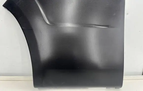 Rear fender molding trim