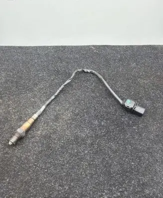 BMW 5 G30 G31 G38 Lambda probe sensor 7793825 1928404682 8404682